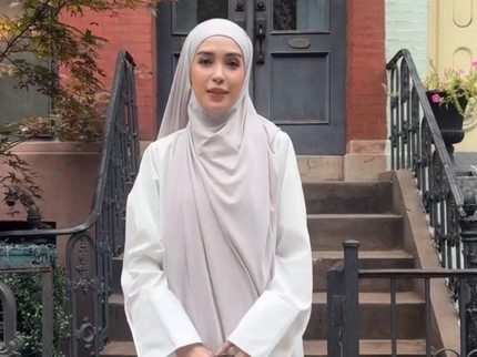 OOTD Bukber Hijab Simpel ala Selebgram Hamidah Rachmayanti