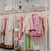 Netizen Soroti Brand Modest Fashion Lokal Lantaran Kasus Dugaan Korupsi Pertamina dan Antam