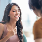 6 Arti Mimpi Bertemu Artis, Benarkah Pertanda untuk Diri Sendiri?