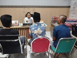 3 Pria di Bangkalan Ditangkap gegara Judi di Kandang Sapi Jelang Sahur