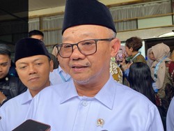 Revisi UU Sisdiknas Gabungkan 4 UU Terkait Pendidikan, Resentralisasi Guru Dibahas
