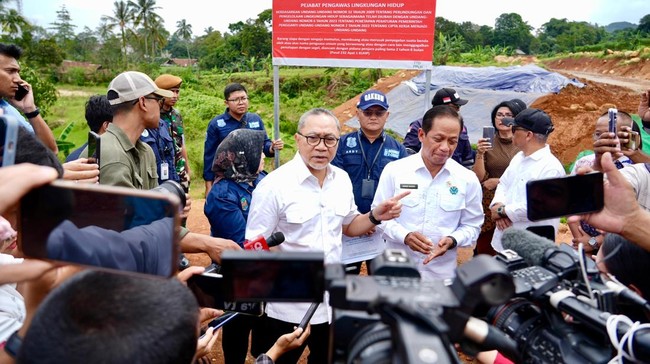 Menko Zulhas dan KLH menyegel sejumlah kawasan di Bogor akibat dugaan pelanggaran lingkungan yang mengancam ekosistem dan ketahanan pangan nasional.