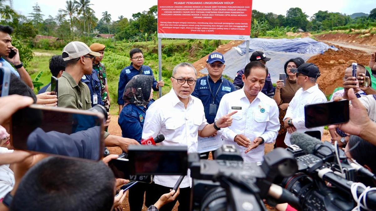 Zulhas Bareng KLH Segel 3 Kawasan di Bogor Diduga Langgar Regulasi