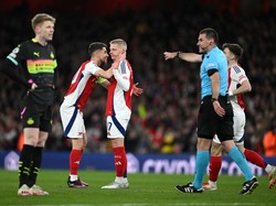 Arsenal Ungguli PSV 2-1 di Babak Pertama