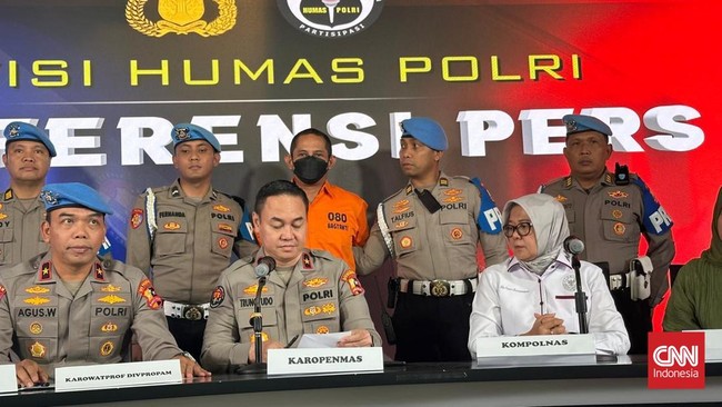 AKBP Fajar Widyadharma Lukman Sumaatmaja sebelumnya telah dicopot dari jabatan Kapolres Ngada terkait kasus dugaan pencabulan anak di bawah umur dan narkoba.