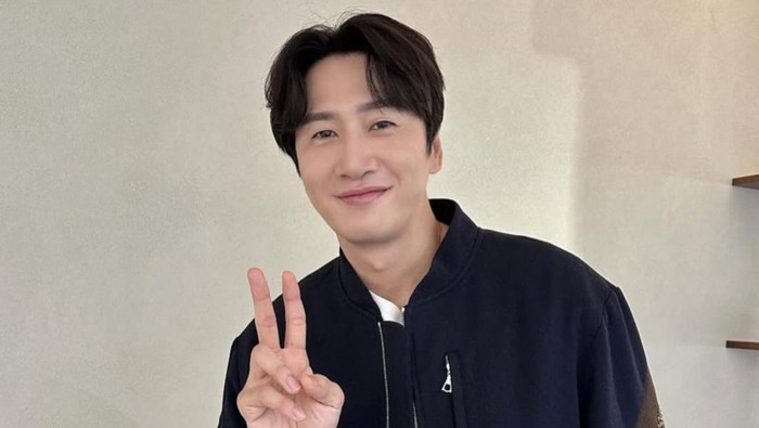 Lee Kwang Soo Siap Bintangi Dua Drama Baru Sekaligus dalam Waktu Dekat