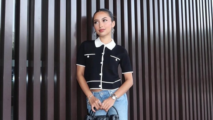 Get The Look: OOTD Simple ala Jennifer Coppen untuk Hangout Santai