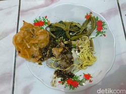 Pedas dan Segar Rujak Gamel Khas Cirebon, Jadi Opsi Menu Takjil
