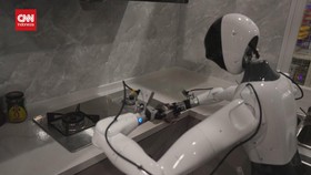 VIDEO: Robot Agibot asal China Dilatih Nyetrika Hingga Bikin Sandwich