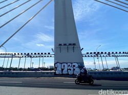 Sederet Fakta Coretan 1933 di Flyover Pasupati