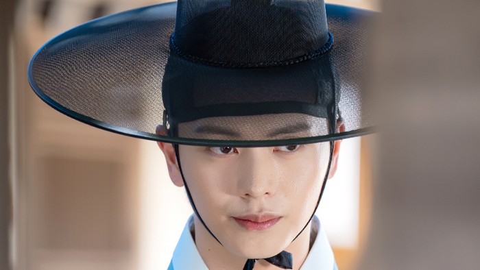 Yook Sung Jae Jadi Pejabat Pemerintah yang Cerdas dan Tampan di Drakor Sageuk Terbaru