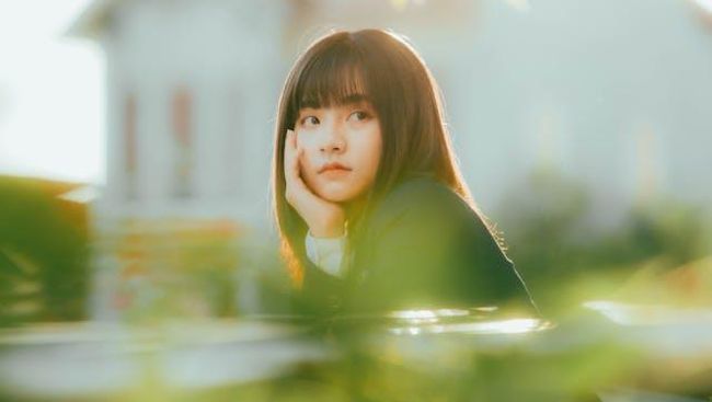 7 Tanda Perempuan Berhati Lembut dan Cantik, Pesonanya Luar Biasa