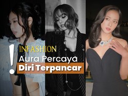 Adu Gaya Member BLACKPINK saat Hadir di Paris Fashion Week 2025