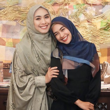 Ngumpul Bareng, Ria Ricis Ngode Oki Setiana Dewi sedang Diterpa Masalah?