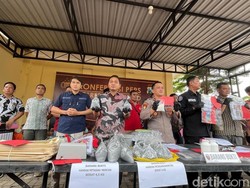 5 Peracik-Pengedar Bubuk Petasan di Mojokerto Diamankan
