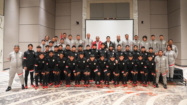 PSSI resmi melepas rombongan pemain Timnas Indonesia U-17 yang akan berjuang di Piala Asia U-17 2025 di Arab Saudi pada 3-20 April mendatang.