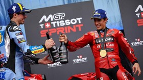 Eks Bos RNF Minta Rossi Kembali dari Pensiun demi Kalahkan Marquez