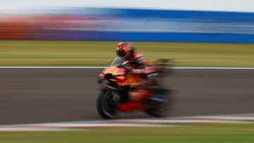 Berita Olahraga Terkini CNN Sport : Bajaj Kuasai KTM Jelang MotoGP Inggris 2025