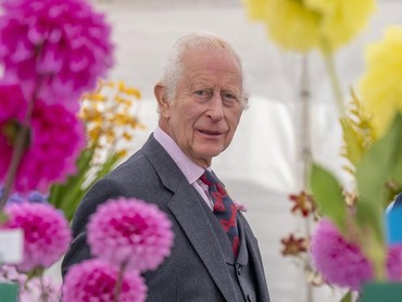 img-title Pesan Raja Charles III Saat Rayakan Hari Ayah Sedunia