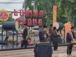 Keseruan Lomba Beduk di Ciamis Saat Ramadan