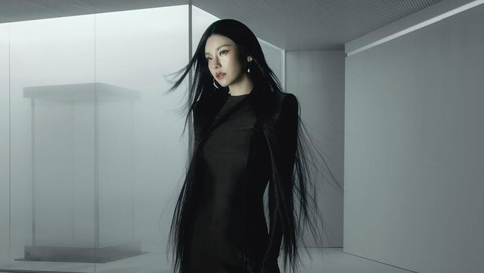 Debut Solo, Simak Prestasi Yeji ITZY dengan Lagu 