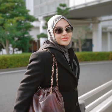 Sikap Aurel Hermansyah di Acara Mitoni Aaliyah Massaid Jadi Sorotan