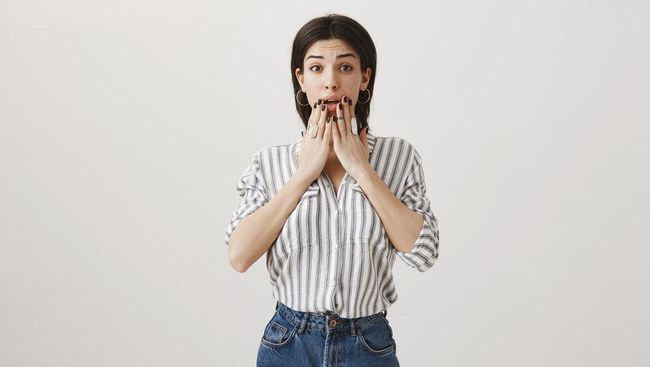 6 Kalimat yang Sering Diucapkan oleh Orang Pemalu dan Maknanya dalam Psikologi