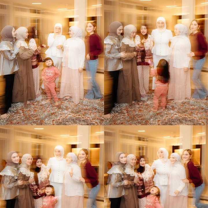 <p>Banyak netizen yang kagum dengan persahabatan Geng Mamayu ini. Mereka pun medoakan agar persahabatan keenamnya selalu langgeng. "<em>MasyaAllah Tabarakalla</em>h, Geng Mamayu cantik-cantik semua. Semoga persahabatannya langgeng sampai <em>Jannah</em>-Nya," kata seorang netizen. "<em>MasyaAllah</em> <em>positive vibes</em> semua," kata netizen lainnya. (Foto: Instagram: @melodylaksani92)</p>