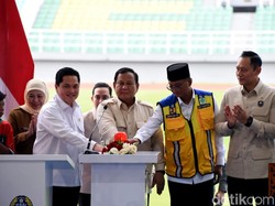 Presiden Prabowo Resmikan 17 Stadion Berstandar FIFA