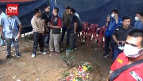 VIDEO: Diduga Korban Kekerasan Polisi, Jasad Siswa SMA Diekshumasi