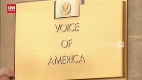 VIDEO: Trump Bubarkan Voice of America. 1.300 Karyawan Tunggu Nasib