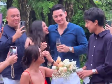 Terpopuler: Tangis Haru Nana Mirdad saat Ultah ke-40