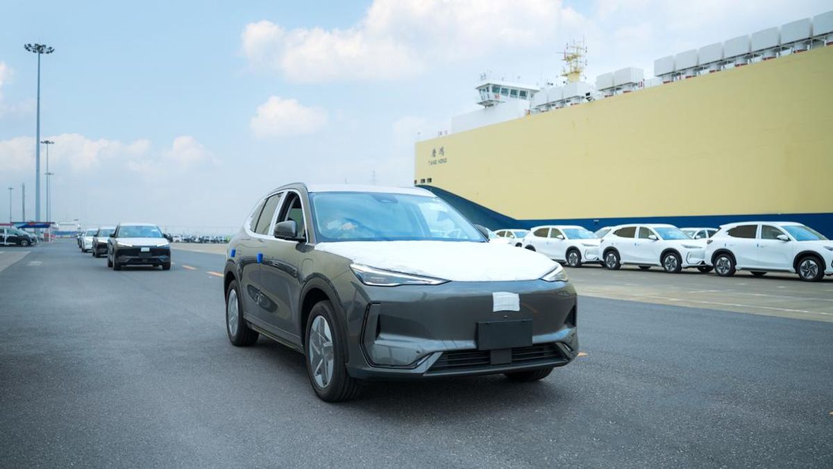 Nasib Pajak Mobil Listrik di Tangan Pemerintah Provinsi