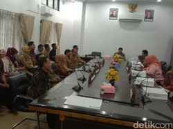 Perjuangan Guru Calon PPPK di Indramayu demi NIP
