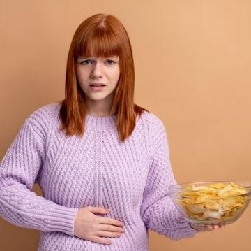 img-title Perut Begah? Batasi 5 Konsumsi Makanan Ini Agar Terhindar dari Sembelit