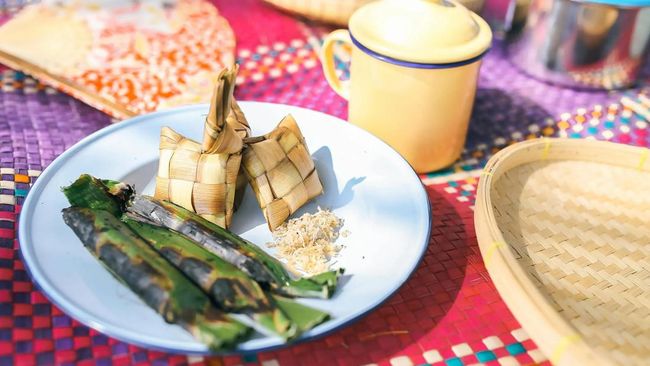 Kebanyakan Makan Ketupat? Simak Tips Detox dan Pola Makan Sehat Pasca Lebaran