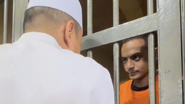 Temui Vadel Badjideh di Penjara, Ustaz Dasad Latief: Jangan Banyak Omong