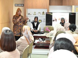 Pegawai Setjen MPR RI Ikuti Workshop Pembuatan Chunky Bag