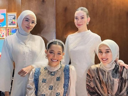 Bunga Jelitha Unggah Momen Kumpul Bareng Alumni Puteri Indonesia, Intip 7 Potretnya Bersahabat 10 Tahun