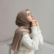 Anti Bau! Begini Cara agar Rambut Tetap Segar dan Wangi Setelah Berhijab Seharian