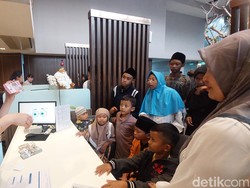 Bank UOB Kenalkan Literasi Keuangan bagi Siswa SLB di Bandung
