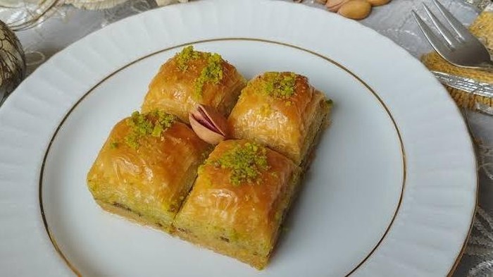 6 Makanan Lebaran Khas Negara Timur Tengah yang Wajib Dicoba