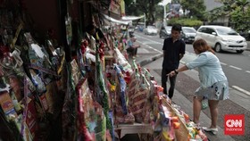 FOTO: Muram Pedagang Parsel Musiman Kawasan Barito Jakarta