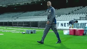 Jejak Pelatih Timnas Indonesia Patrick Kluivert di Barcelona vs Inter