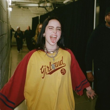 Sumbang Rp197 Miliar, Billie Eilish Sindir Miliarder Pelit di Ajang Internasional
