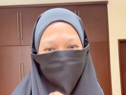 Gaya Baru Donna Harun Tampil Berhijab & Bercadar, Banjir Pujian Netizen