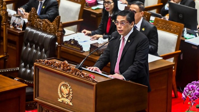 Ketua Komisi I DPR Utut Adianto berharap pihaknya bisa segera membahas insiden ledakan saat pemusnahan amunisi TNI dalam waktu dekat.