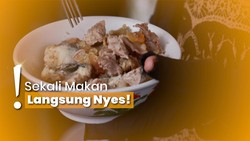 Mencoba Mie Kocok Khas Sukabumi, Pake Mata Sapi Beneran