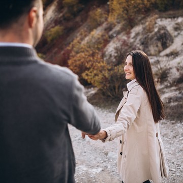 Sering Dengar 'Hopeless Romantic' di Medsos? Ini Arti dan Tanda-tandanya!