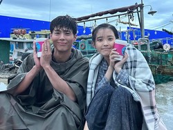 IU Bongkar Sikap Mengejutkan Park Bo Gum ke Aktor Cilik Saat Syuting